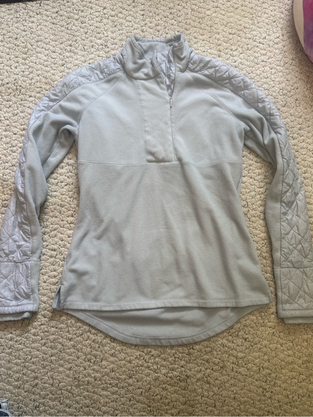 Athleta Light Gray Quilted & Fleece Half-Zip
